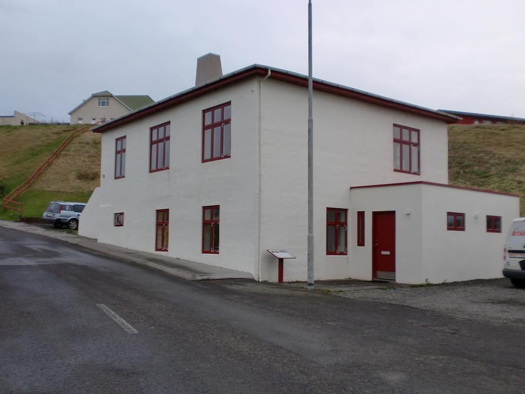 Guesthouse Tilraun Blonduos Eksteriør bilde