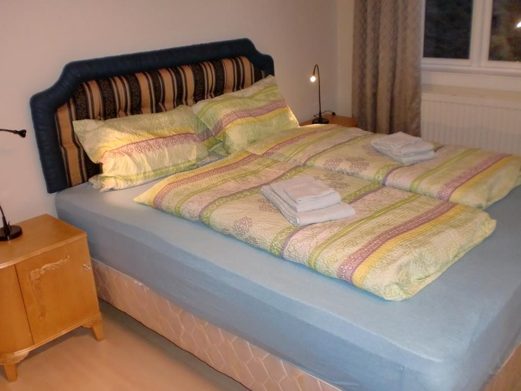 Guesthouse Tilraun Blonduos Rom bilde